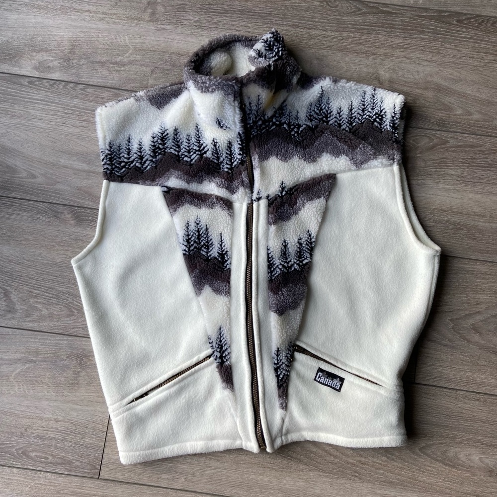 Vintage Canadiana Chunky Fleece Winter Tree Oversized Vest